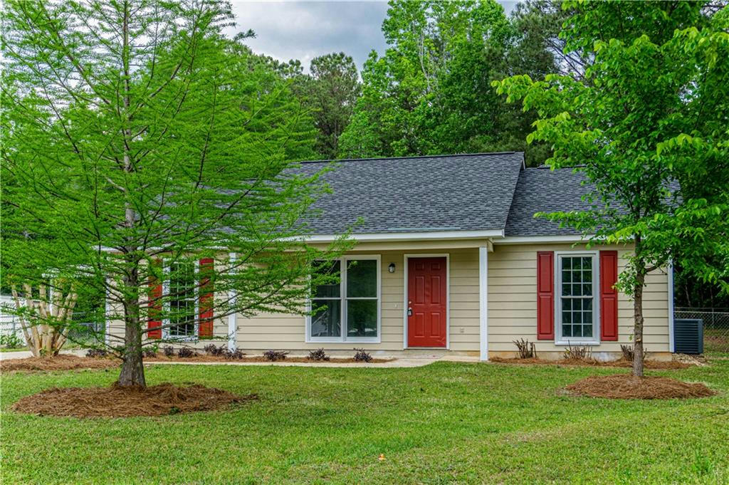 80 QUEENS LN, SMITHS STATION, AL 36877, photo 1 of 16